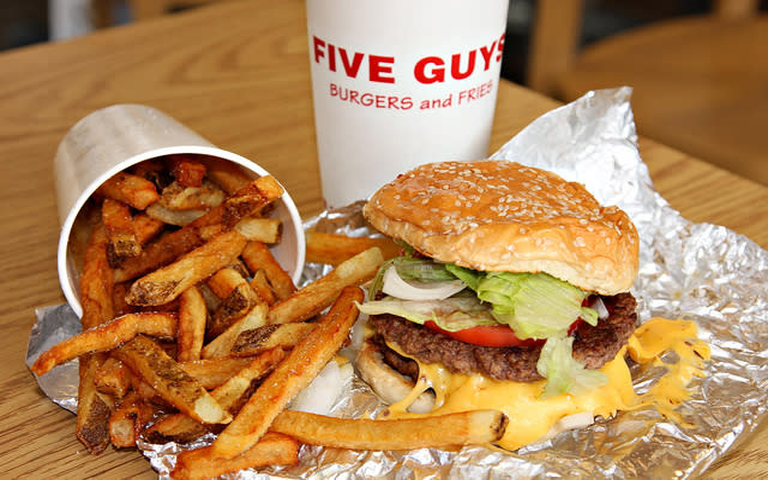 5 Burger Chains Using Only Fresh Ground Beef